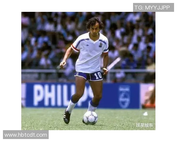 独行足球明星背后的传奇故事与辉煌成就揭秘