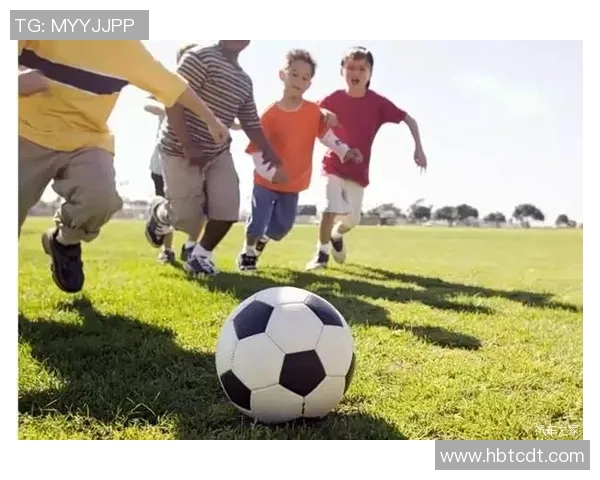 踢猪尿泡的足球明星背后的传奇故事与不为人知的成长历程