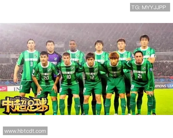 阿宗邀请足球明星共聚盛会展现激情与友谊的精彩时刻